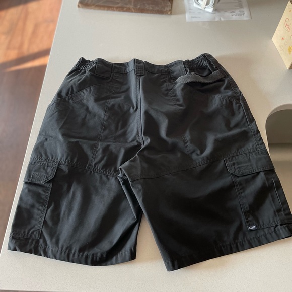 5.11 Tactical Taclite Pro Shorts Men's size 36 black - Picture 7 of 7